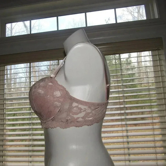 SIMPLY EMMA Underwire Tan Lace Bra Size 44D - Picture 2 of 4